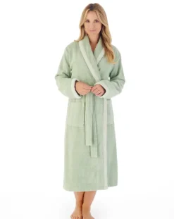 Contrast Trim 46" Towelling Robe HC03330