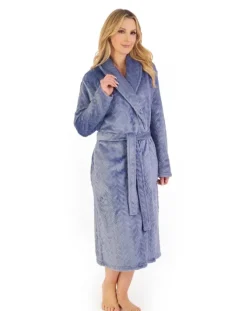 Embossed Pattern Fleece 46