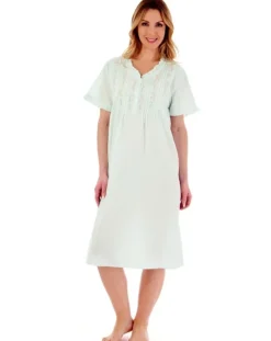 Embroidered Pintuck and Ruffle 42