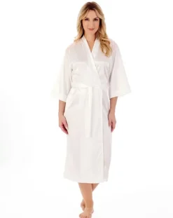 Knitted Satin Embroidered 46